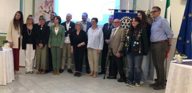 Rotariani con Sindaco Gattinara