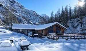 alagna rifugio pastore neve