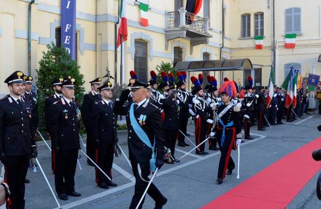 carabinieri vercelli festa