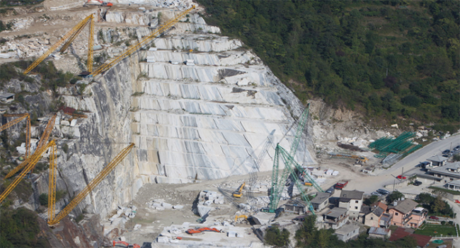 cava tosco marmi crevola piazzale
