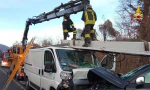 incidente borgosesia auto