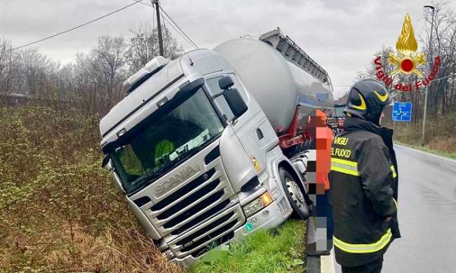 masserano rovasenda camion fuori strada