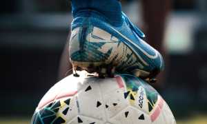 pallone piede unsplash