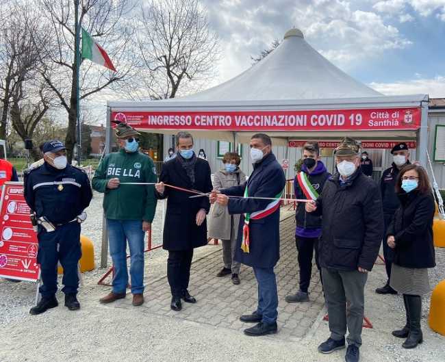 santhia vaccini centro