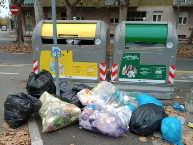 vercelli rifiuti abbandonati