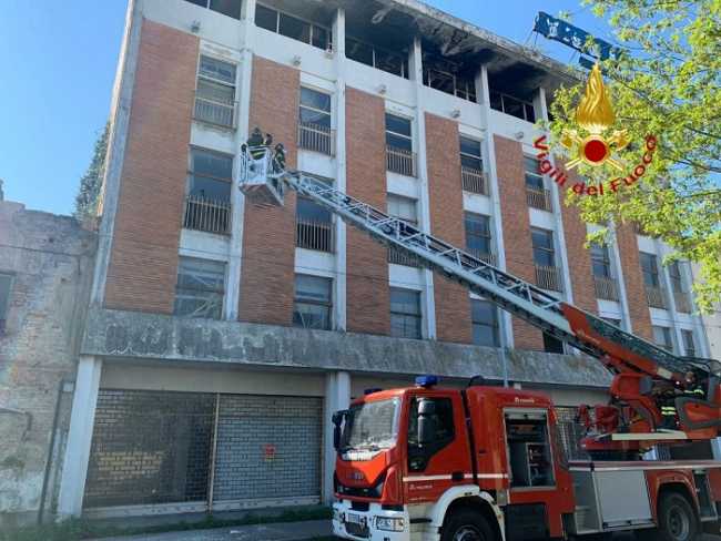vigili del fuoco calcinacci