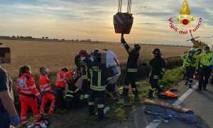 vigili del fuoco incidente auto