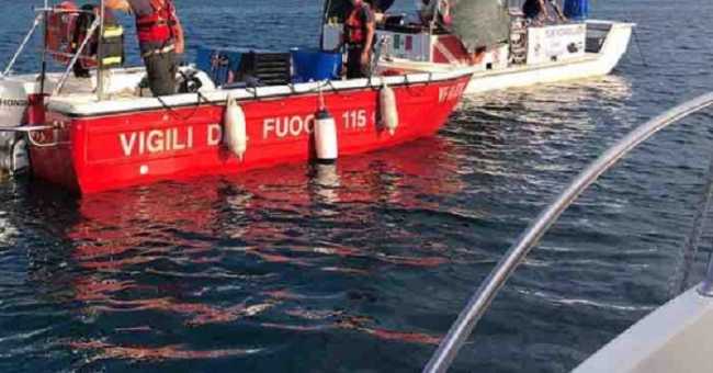 vigili del fuoco lago