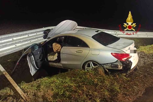 auto contro guard rail