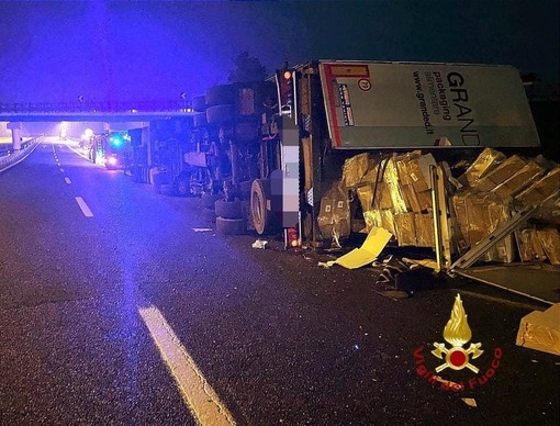 vigili del fuoco incidente autostrada a